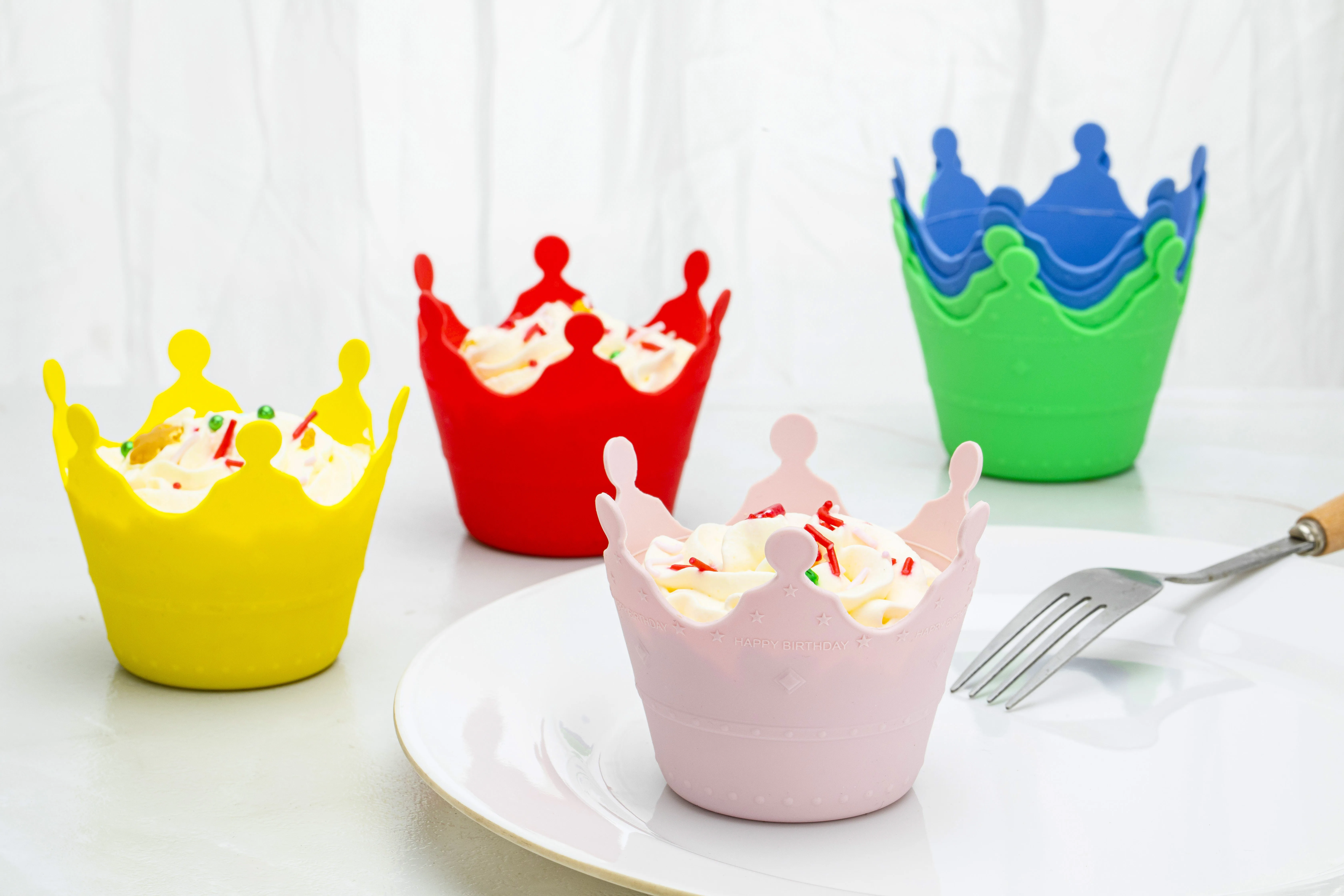 Silicone Rubber Custom Design Making Cake Molds Festival Birthday Cupcake Liners Cup Marker Silicon Crown Mold
