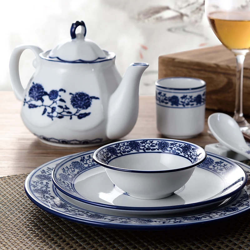 Handmade Retro Blue And White Porcelain Teapot Kung Fu Tea Set Ceramic Dish Bowl