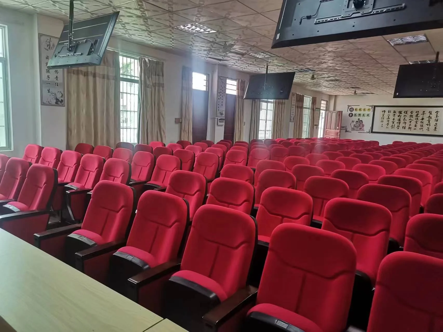 Hot Sale Furniture Standard Seat Size Theater Church Seating Lecture Hall Auditorium Chair