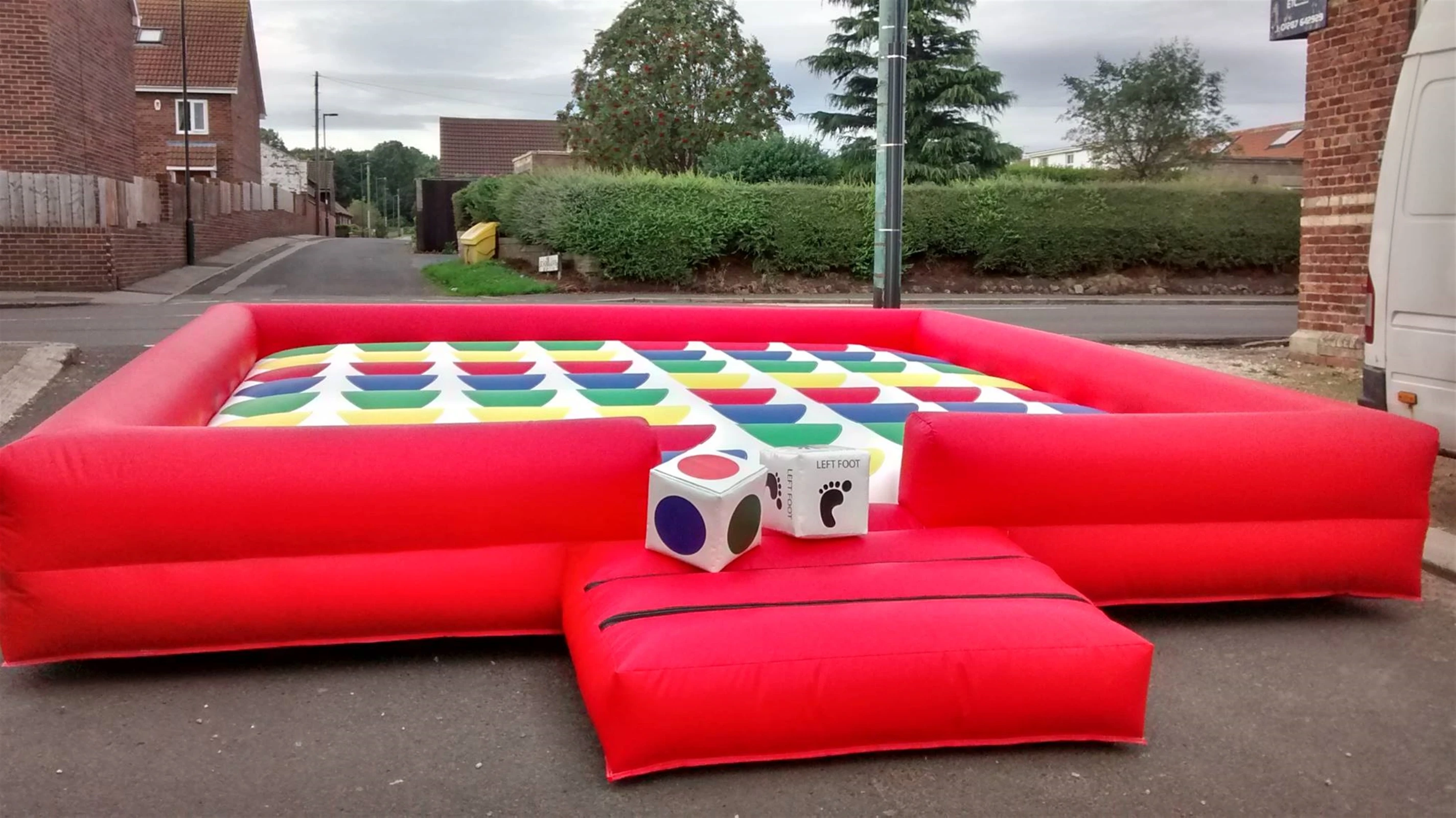 Human Pretzel Giants Inflatable Twister Game  Interactive Inflatable Games For Sale