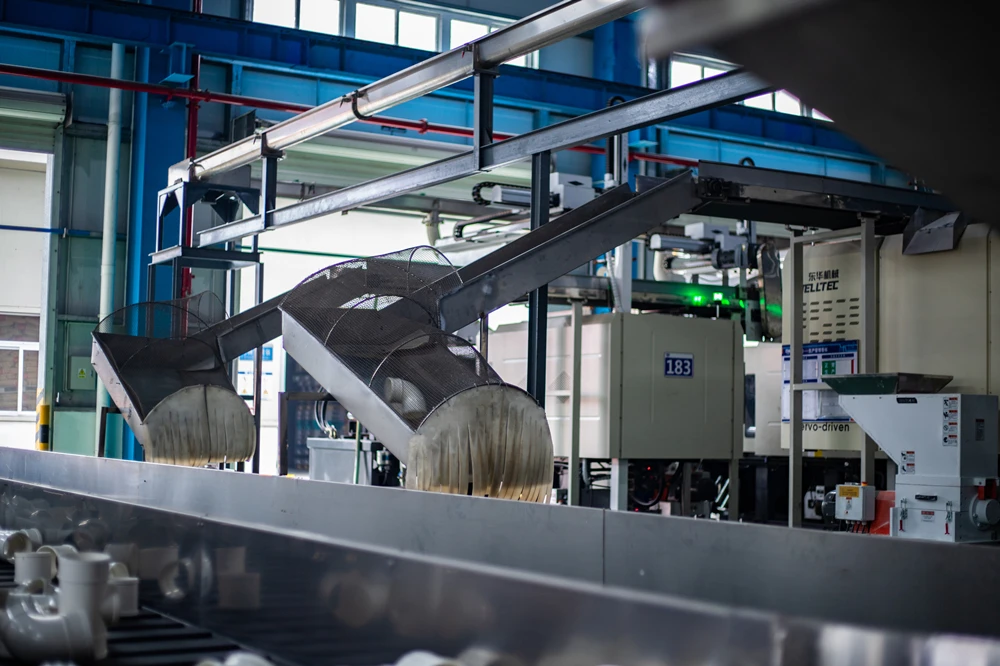 ERA Hot promotion gifts portable ppr pipe green socket M/F