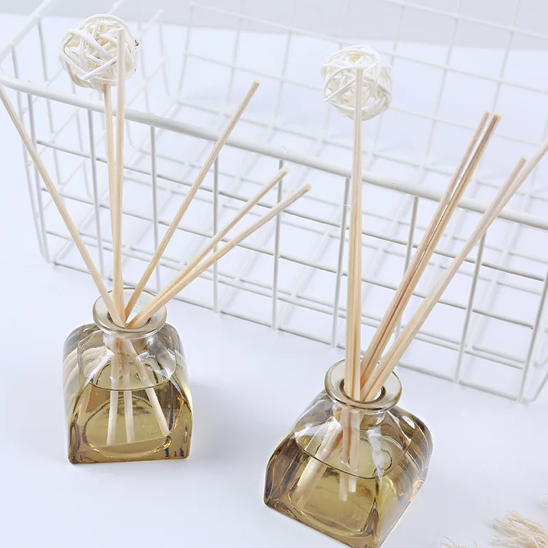 square glass aroma reed diffuser bottle set with rattan stick