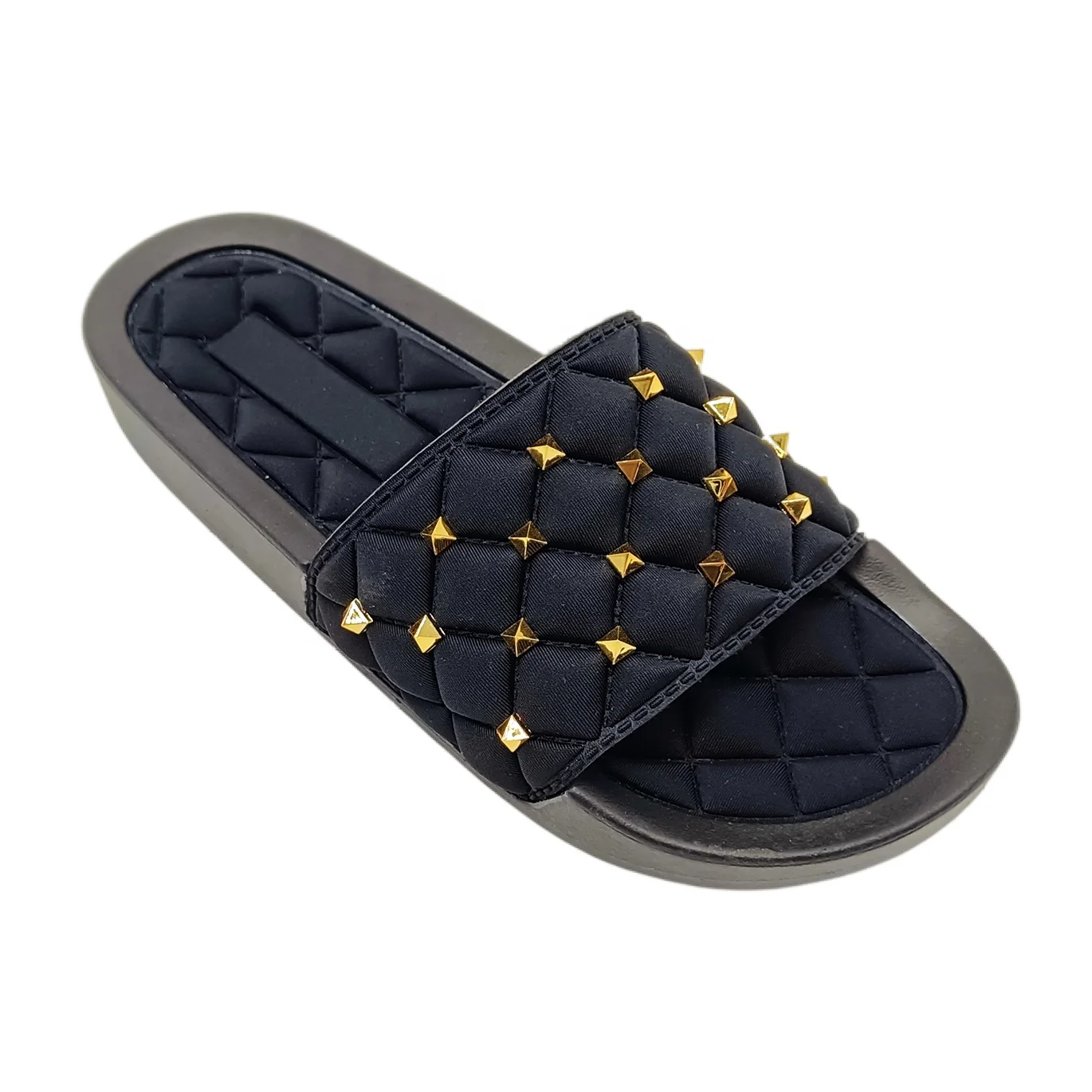 Popular Rivets Flat Sandals For Ladies Flip Flops Outdoor Women Casual Shoes Sponge Slippers