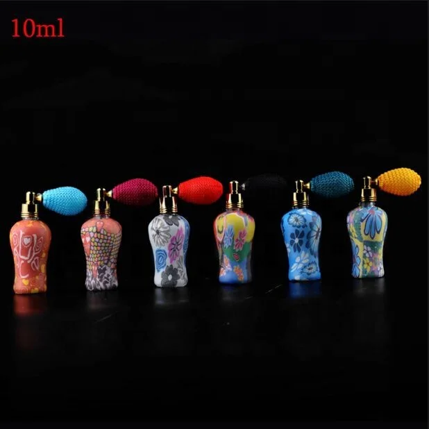 Wholesale Car Hanging Air Fresheners Wooden Cap Empty Aroma Car Perfume Glass