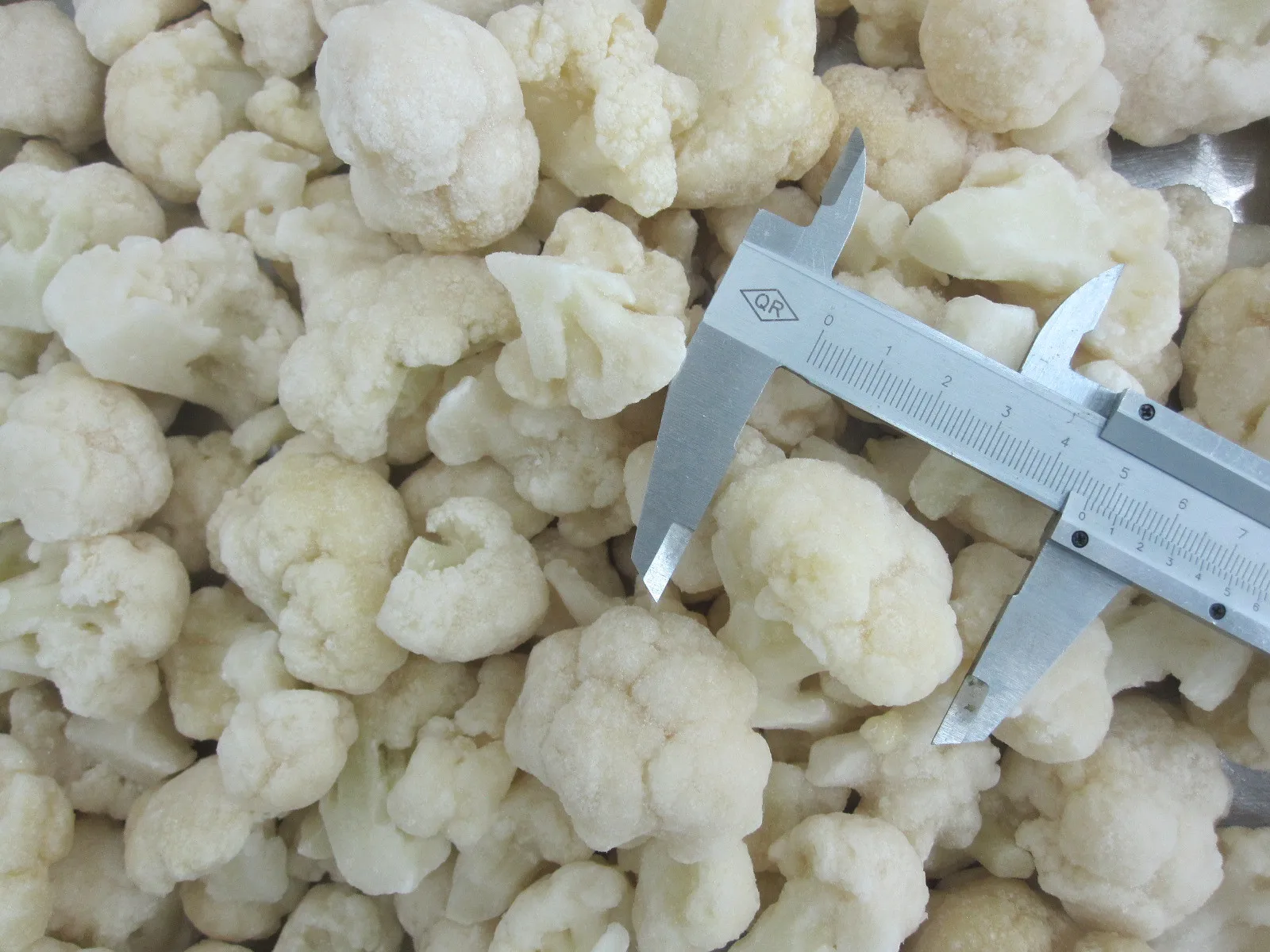 Organic IQF Blanched Cauliflower Floret GMO-Free Frozen Vegetable with Cut Leaf Halal BRC KOSHER Certified Hot Sell Fruit Cut
