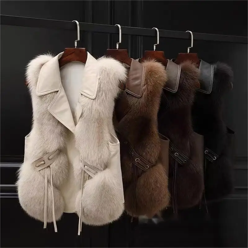2023 women custom and wholesale fashion high quality faux fox fur vest lady winter pu gilet Factory price Shenzhen Lily Cheng