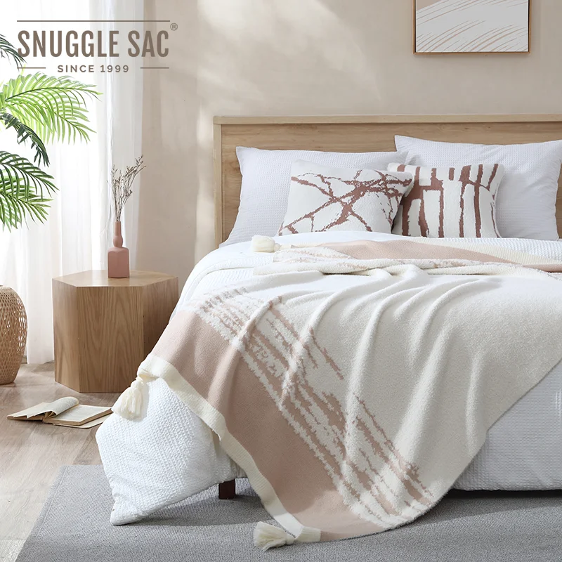Snuggle Sac Air Feel Double  Sided Customize Knit Blanket Throw Blanket Picnic Blanket With Tassel