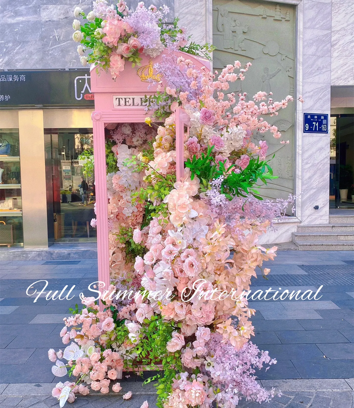 Pink London Telephone Booth Floral Phone Booth Wedding Decoration Prop London Telephone Booth