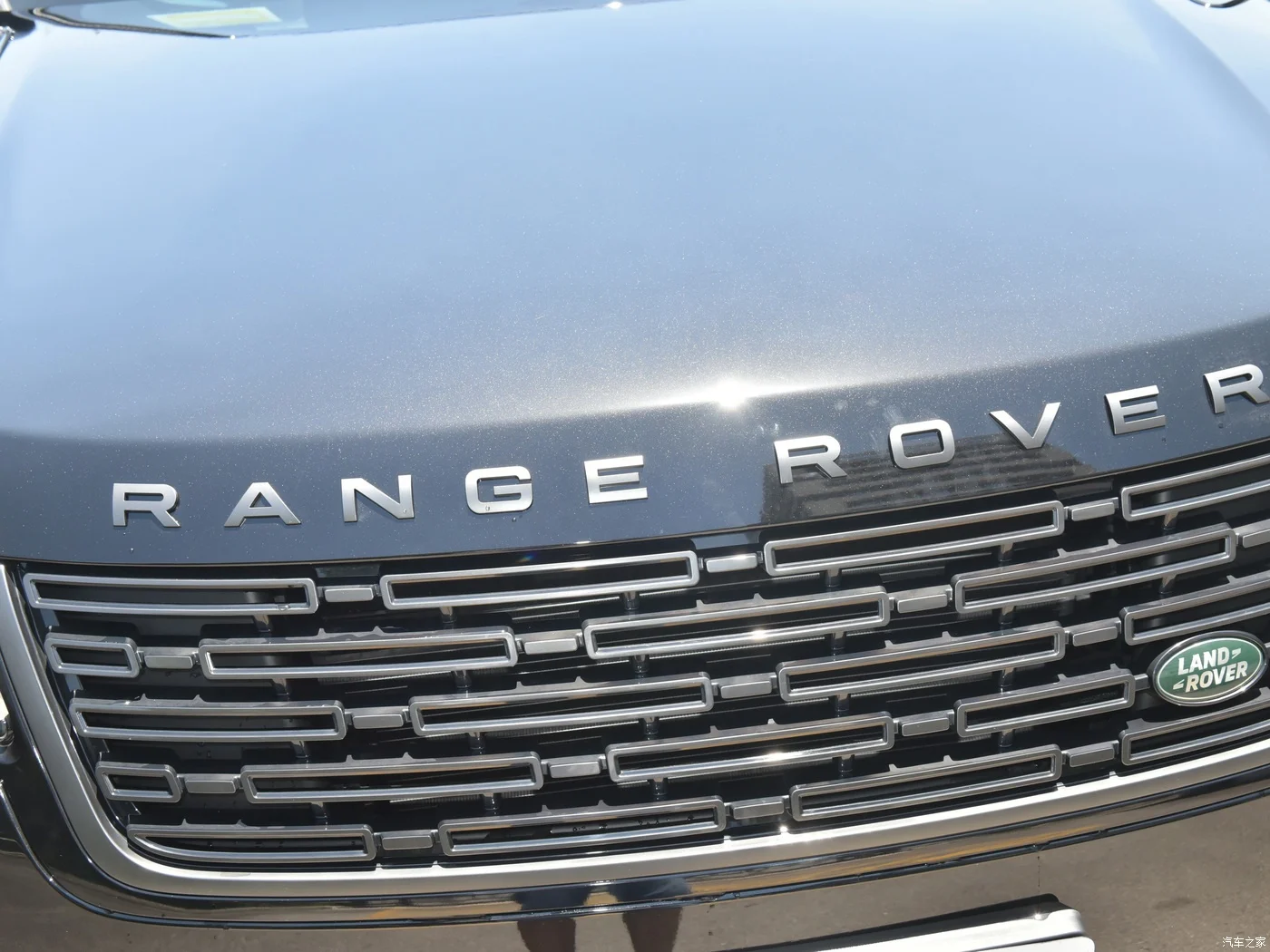 2022 марсоход Range Rover Velar P250 R-Dynamic S AWD Подержанный автомобиль