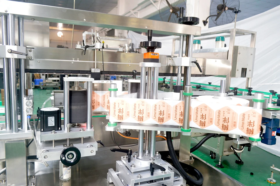 Fully Automatic Vodka Whiskey Glass Bottle Filling Line Wine Bottling And Filling Multi-Functional Production Line