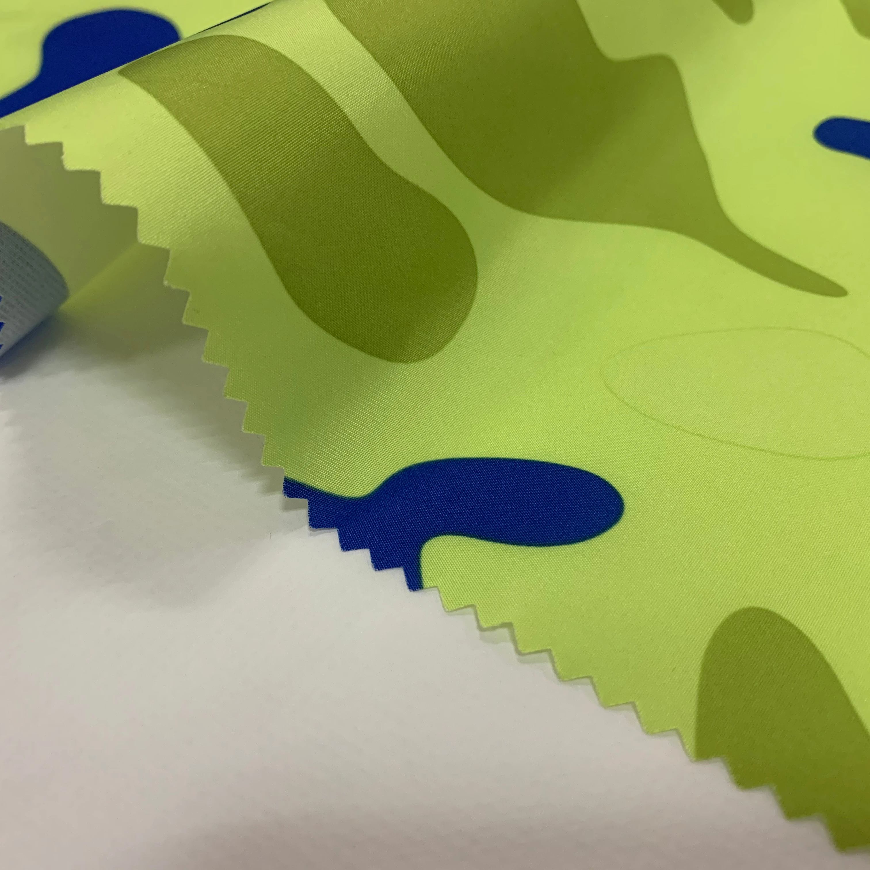 
Custom Waterproof Printed Eco-friendly Clothing 100% Polyester Pu waterproof jackets fabric 