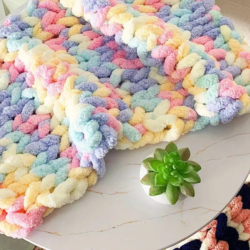 Wholesale Plush Blanket Color Fancy Yarn Polyester Acrylic Blend Fluffy Hand Braided Thick Bulky Needle