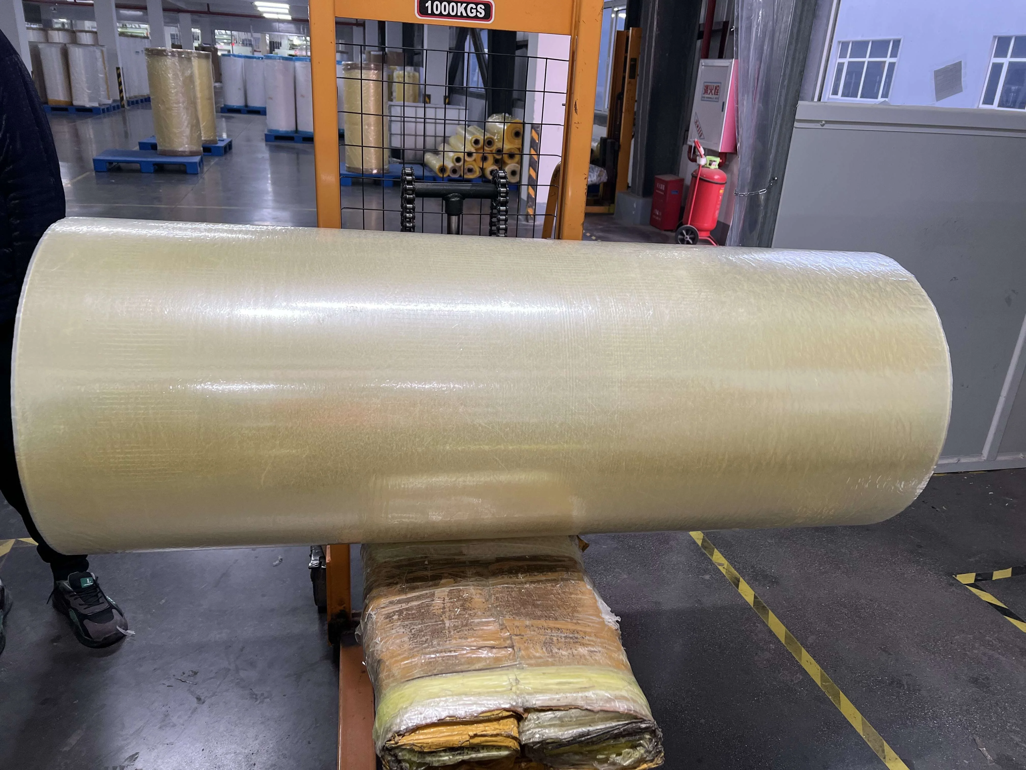 1280 mm 4000 M bopp self adhesive packing gum tape jumbo roll for produce to small roll