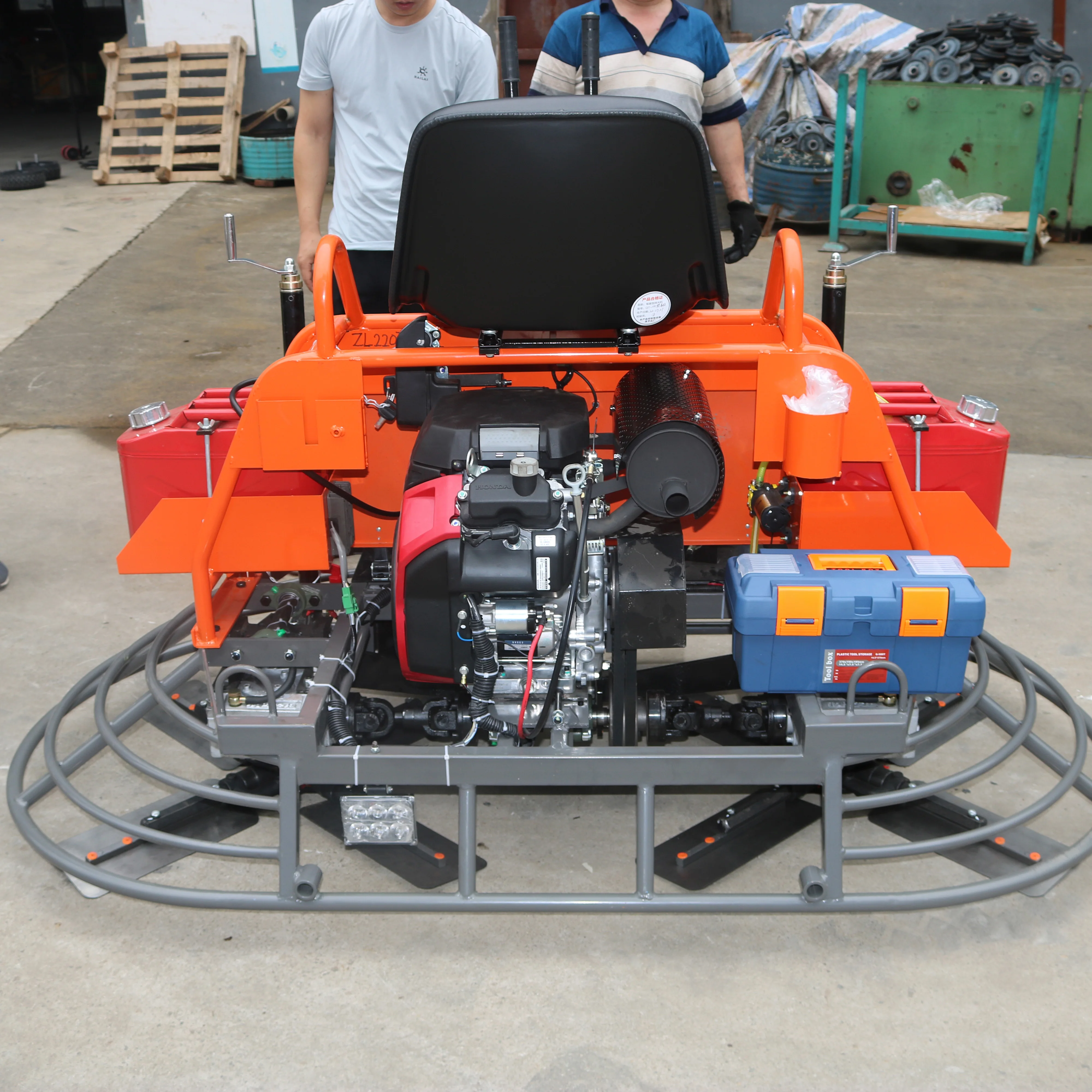 Easy Operate Gasoline Engine Ride-on Power Trowel Machine Power Troweling Machine For Road Construction