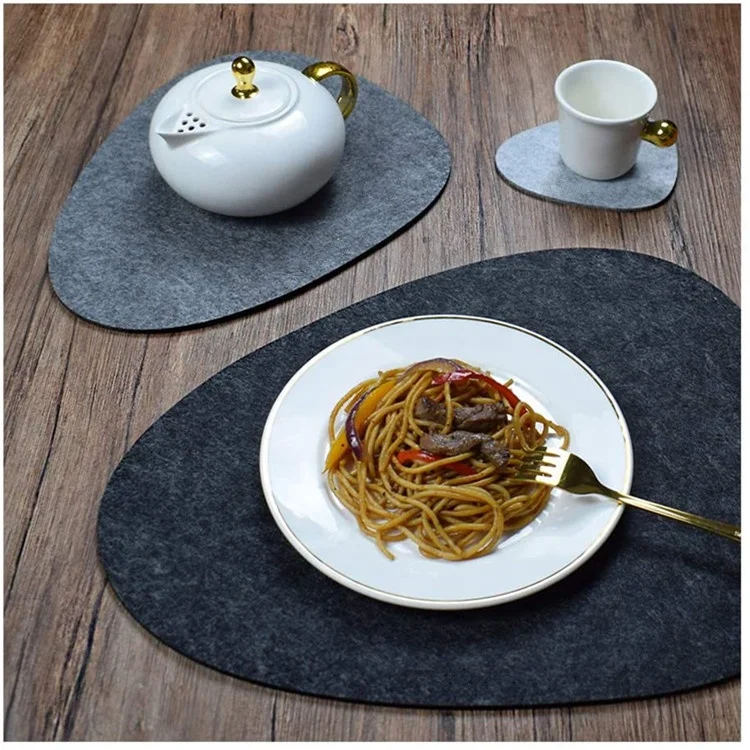 Felt Place Mat Set Non-Slip Heat Resistant Washable Place Mats