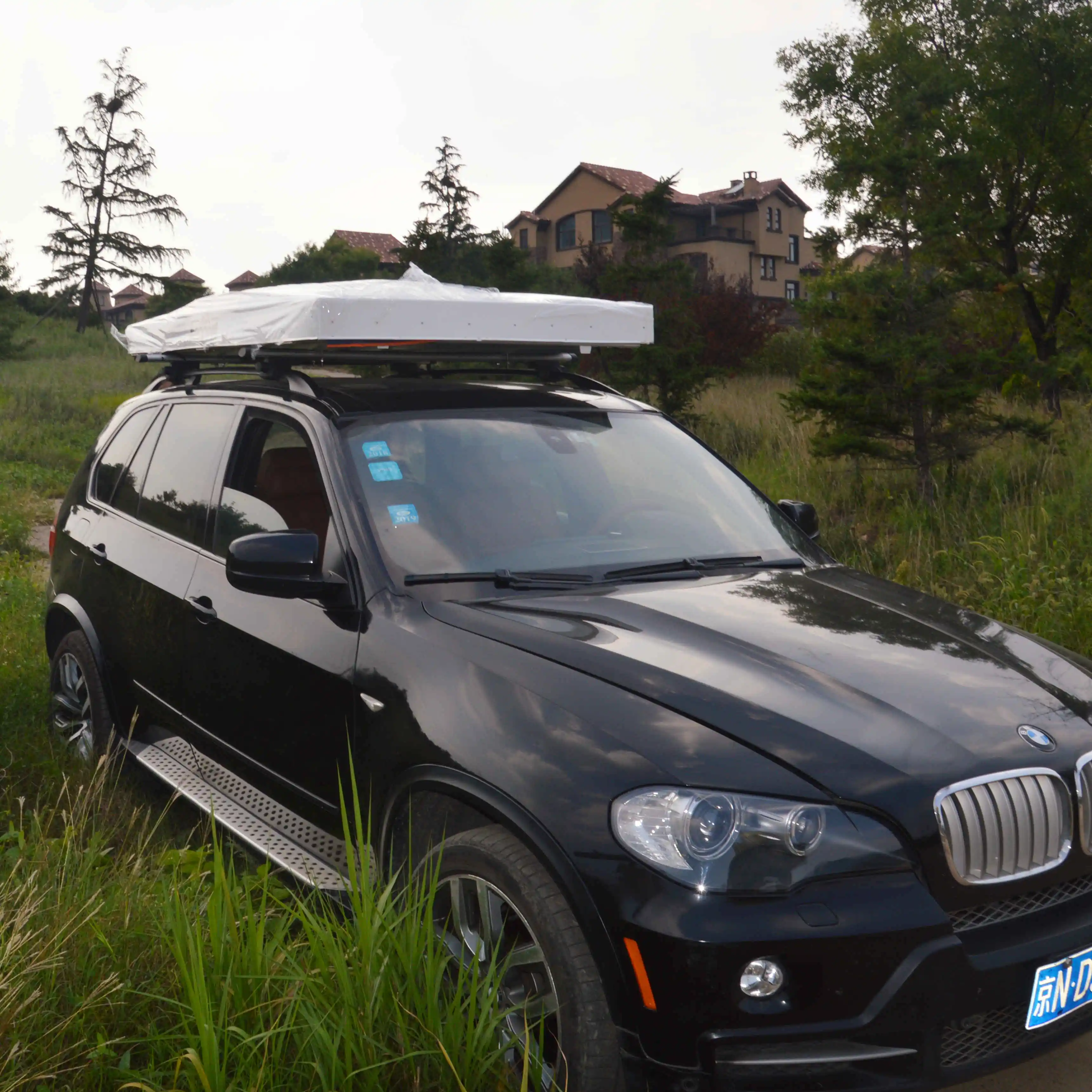 Sunroof Fiberglass Hard Bottom  Roof Top Tent with Glass roof on the top with Aluminium Bottom