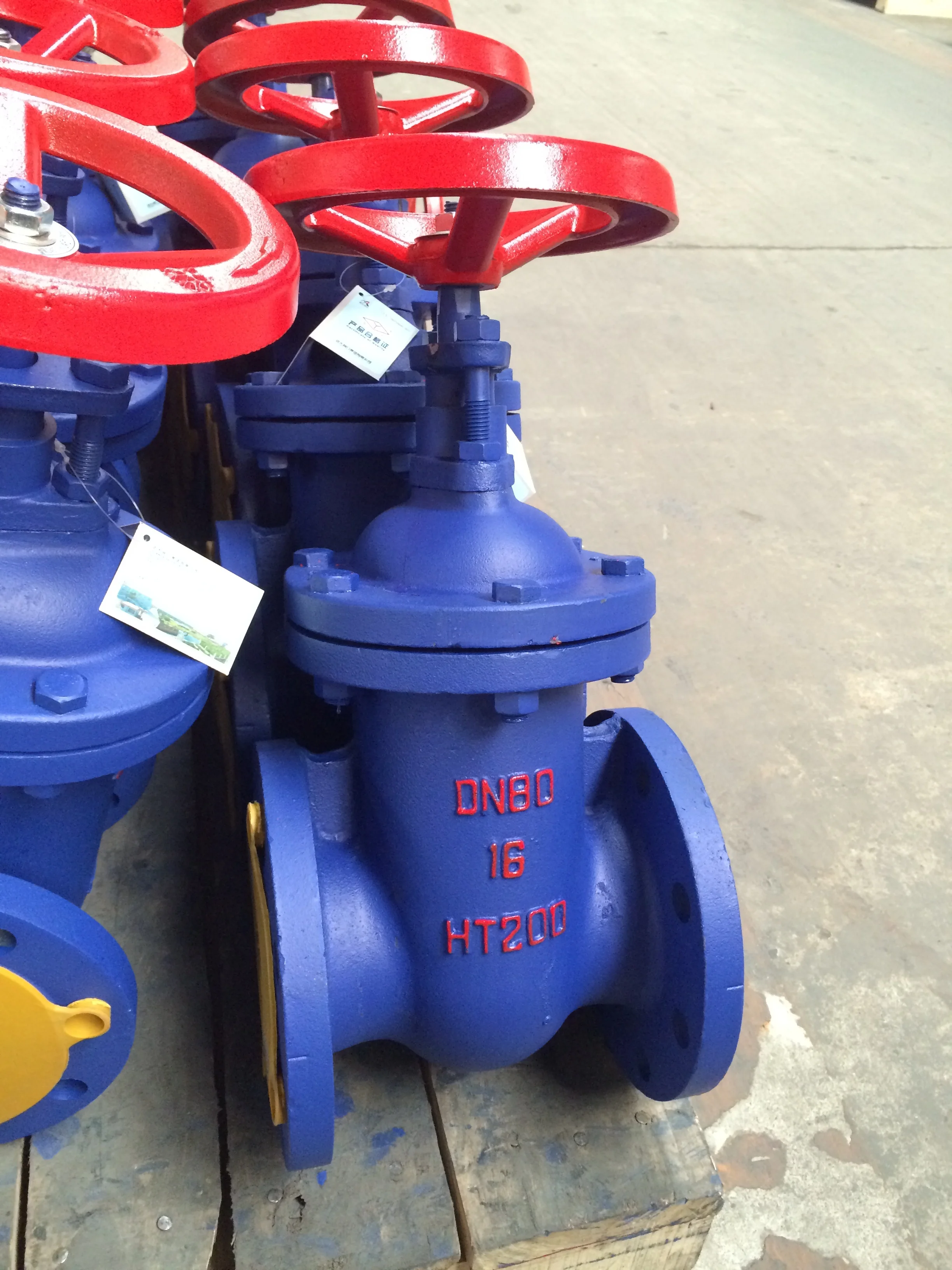 Cast iron GB standard LY brand gate valve with good quality