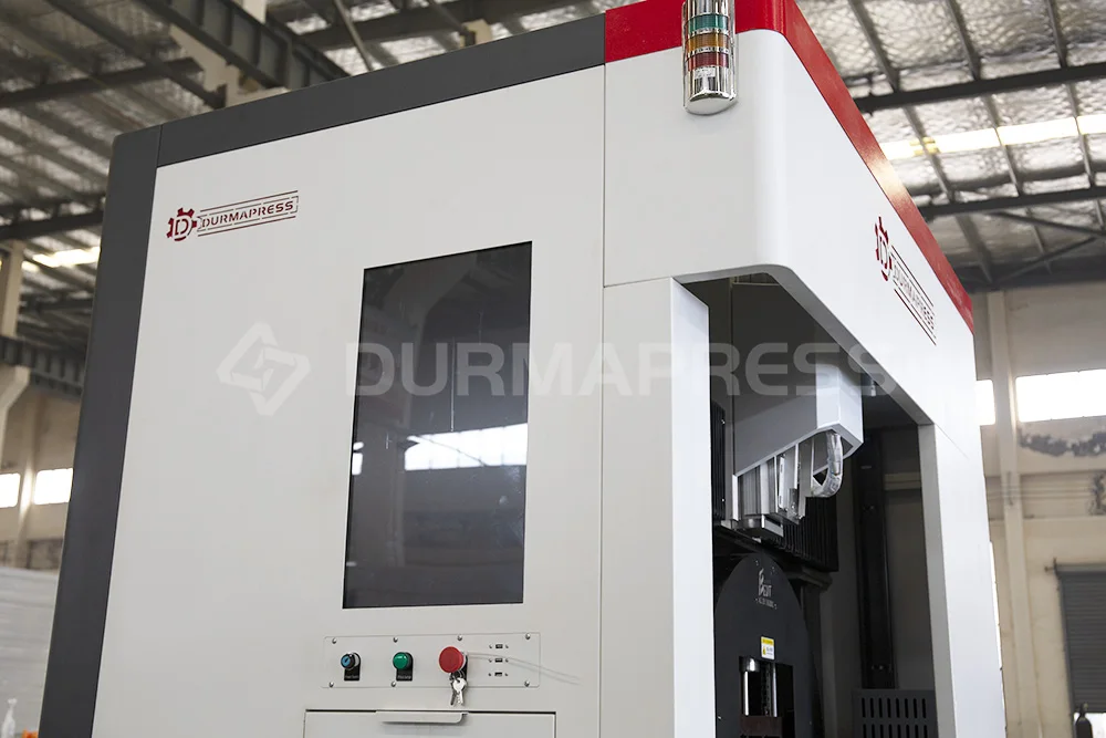Excellent stability and high service life 2000W 3000W fiber laser pipe cutting machine