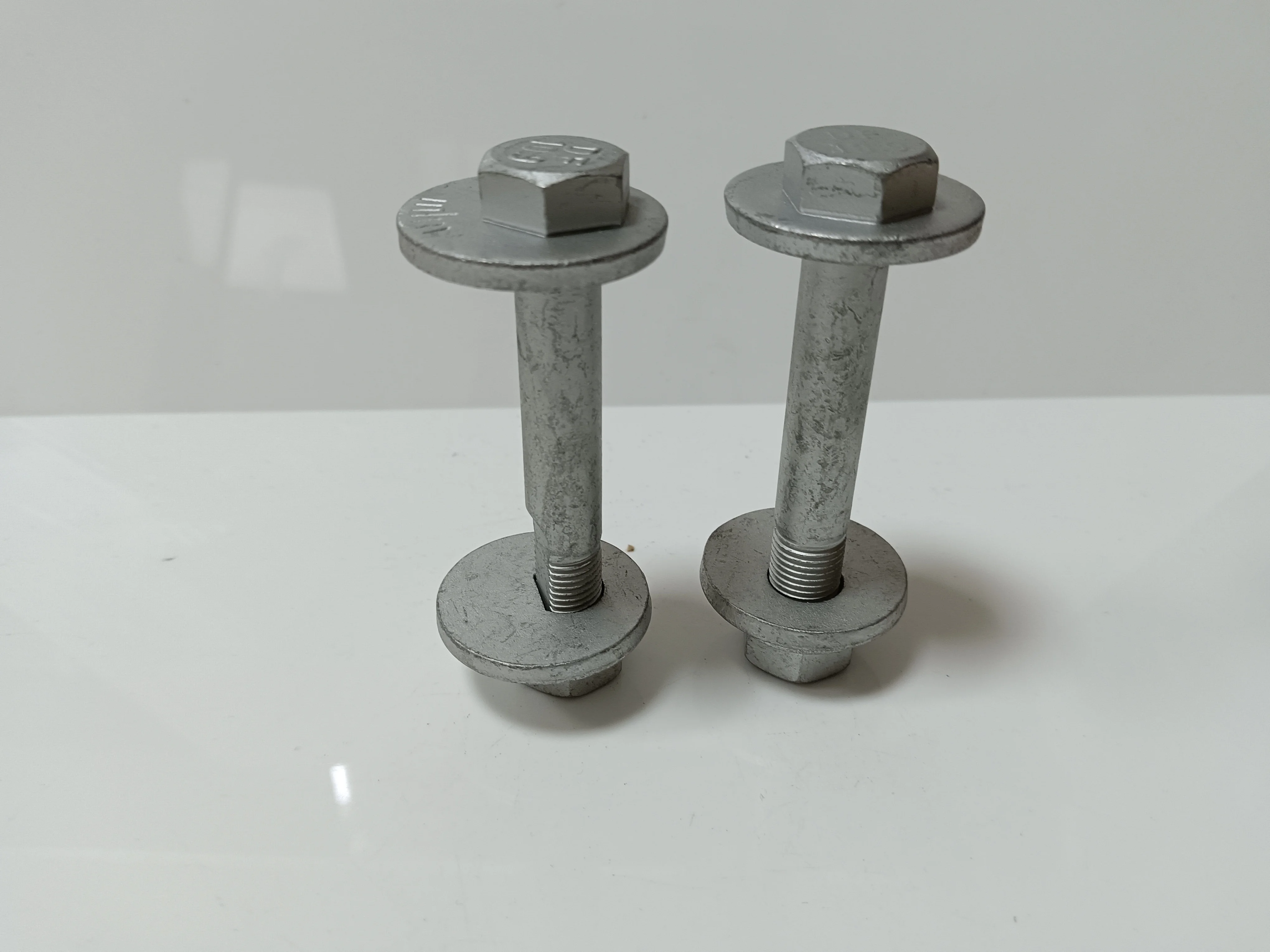 Wholesale Price Stainless Steel Fastener Car Bolt 55230-22000 For HYUNDAI/ACCENT 95 Camber Bolt Kit