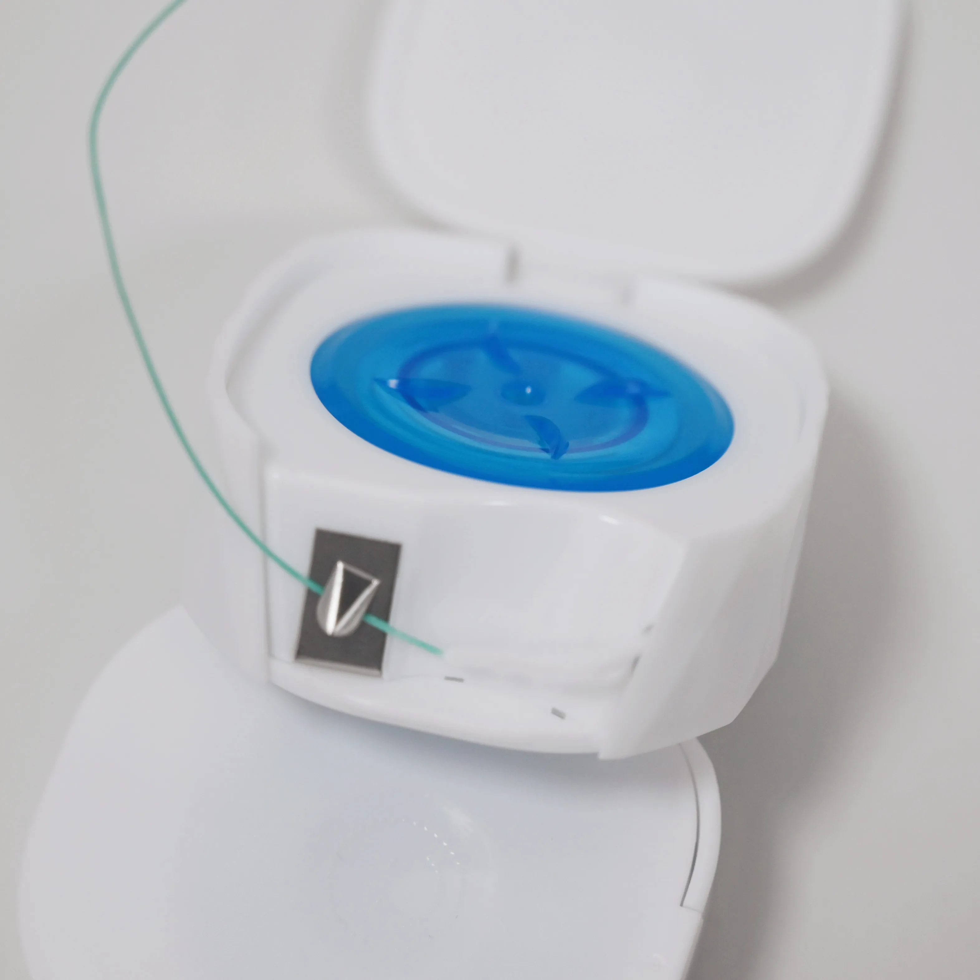 Oral Bridges Wide Gaps Brackets Orthodontics Implants Expanding Threaded Floss Strands Dental Floss Braces Soft Super Floss