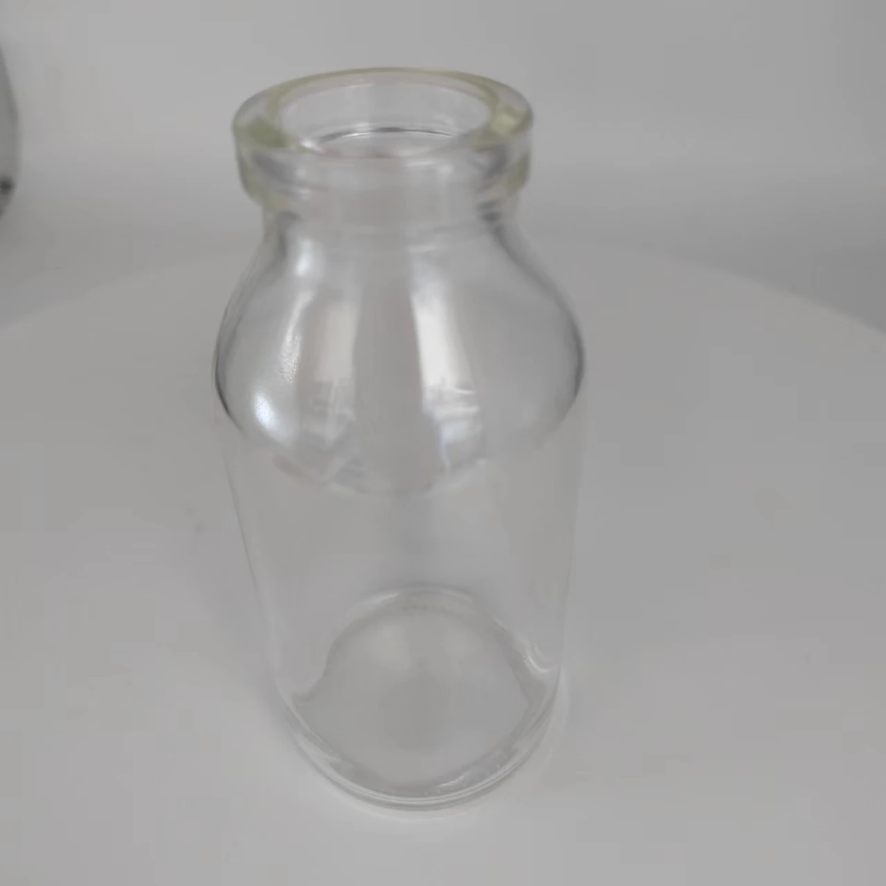 factory direct sale 100ml clear  moulded injection vials for antibiotics neck size 32mm