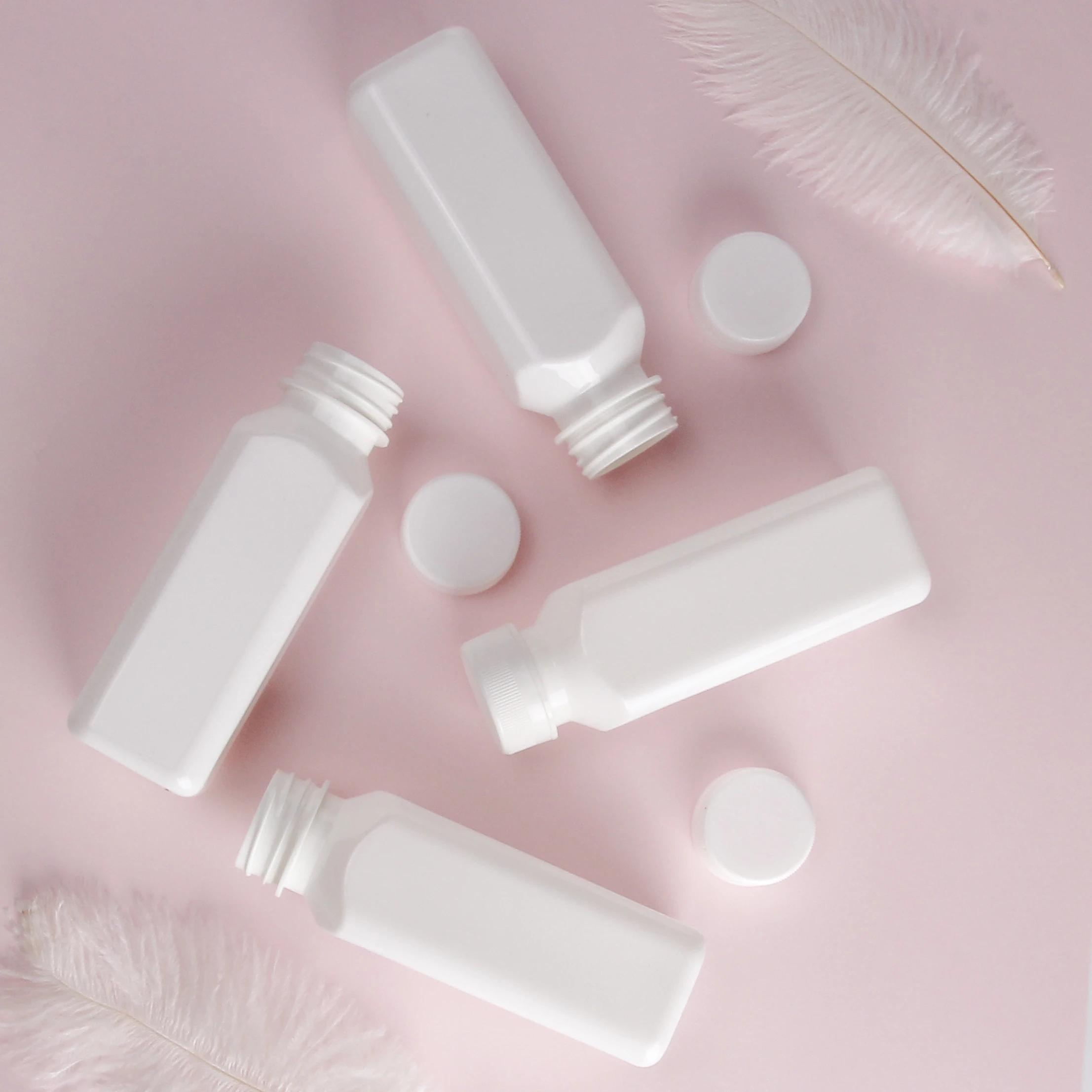 Plastic PLA 250 Ml Cold Brew coffee Plastic Bottles Square Juice Beverage smoothies Bottles With Tamper Evident Lids