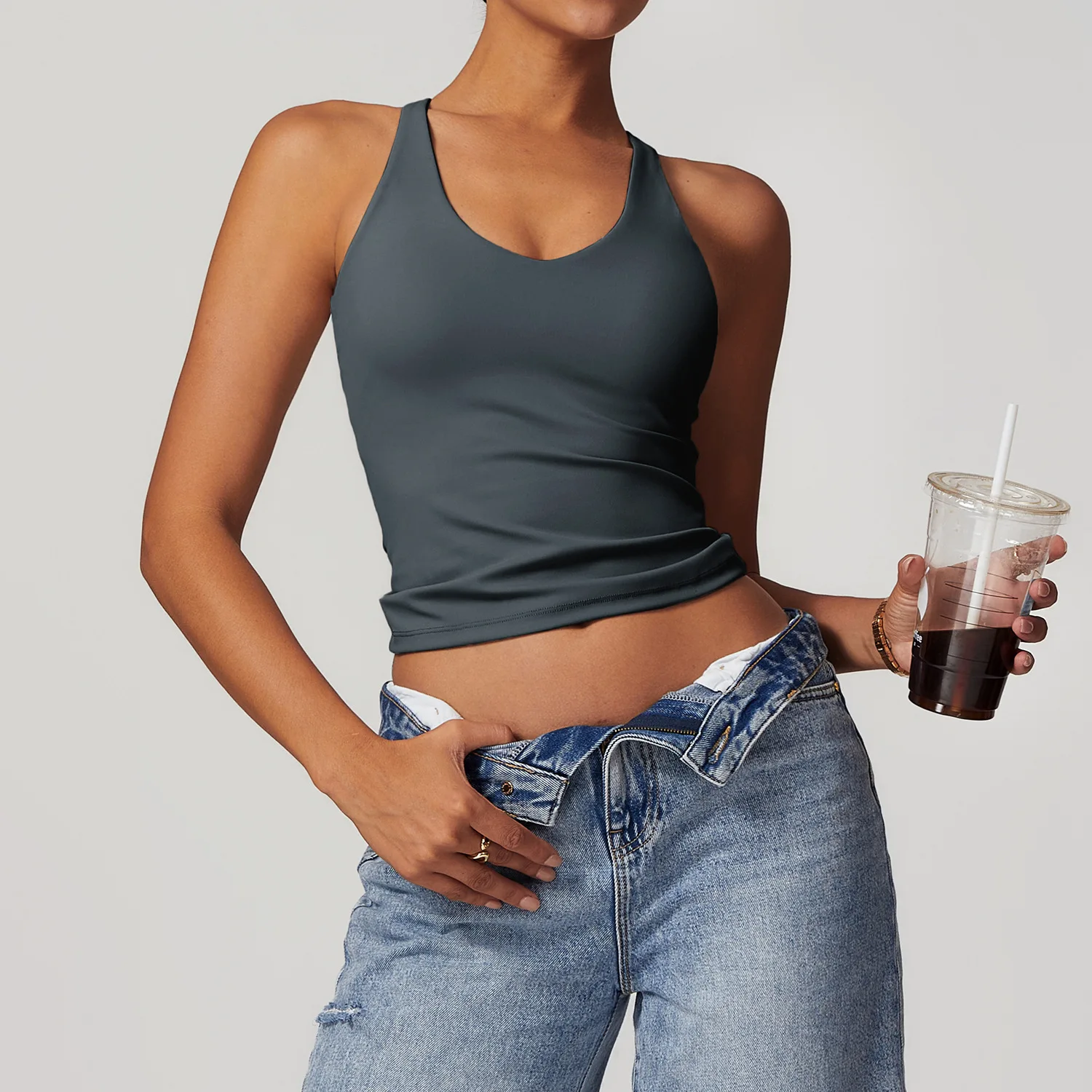 Custom Wholesale Solid Padded Ladies Gym Crossback Sports Bra Yoga Workout Crop Tops Fitness Naked Feeling V Neck Tank Tops