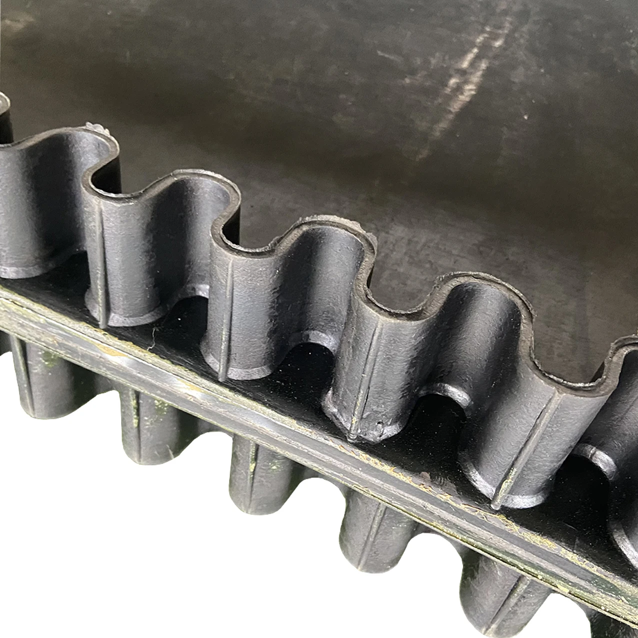 High Quality Wholesale High Transfer Capacity Sidewall Corrugated Belt Conveyor