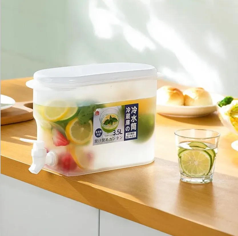 Factory 3.5L capacity plastic Cold water bucket with faucet ice black tea water fridge storage box drink dispensers