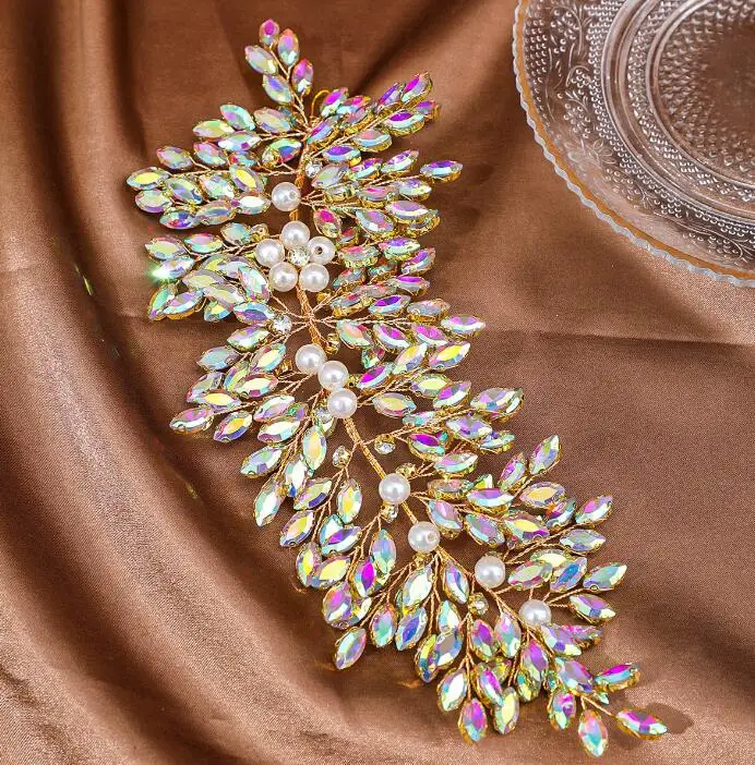 korean crystal brooch