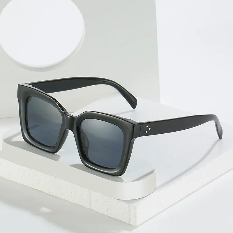 wholesale new fashionable designer unisex plastic square trendy women sun glasses sunglasses 2022