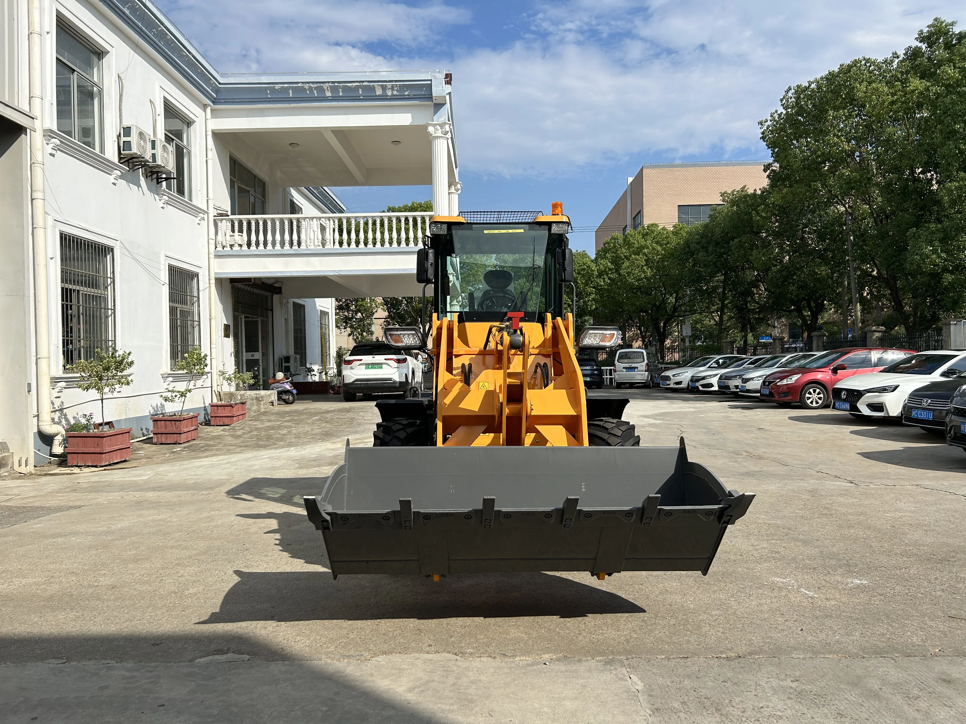 Lasting 2000kg Wheel Loader Front End Loader New Model Best Price
