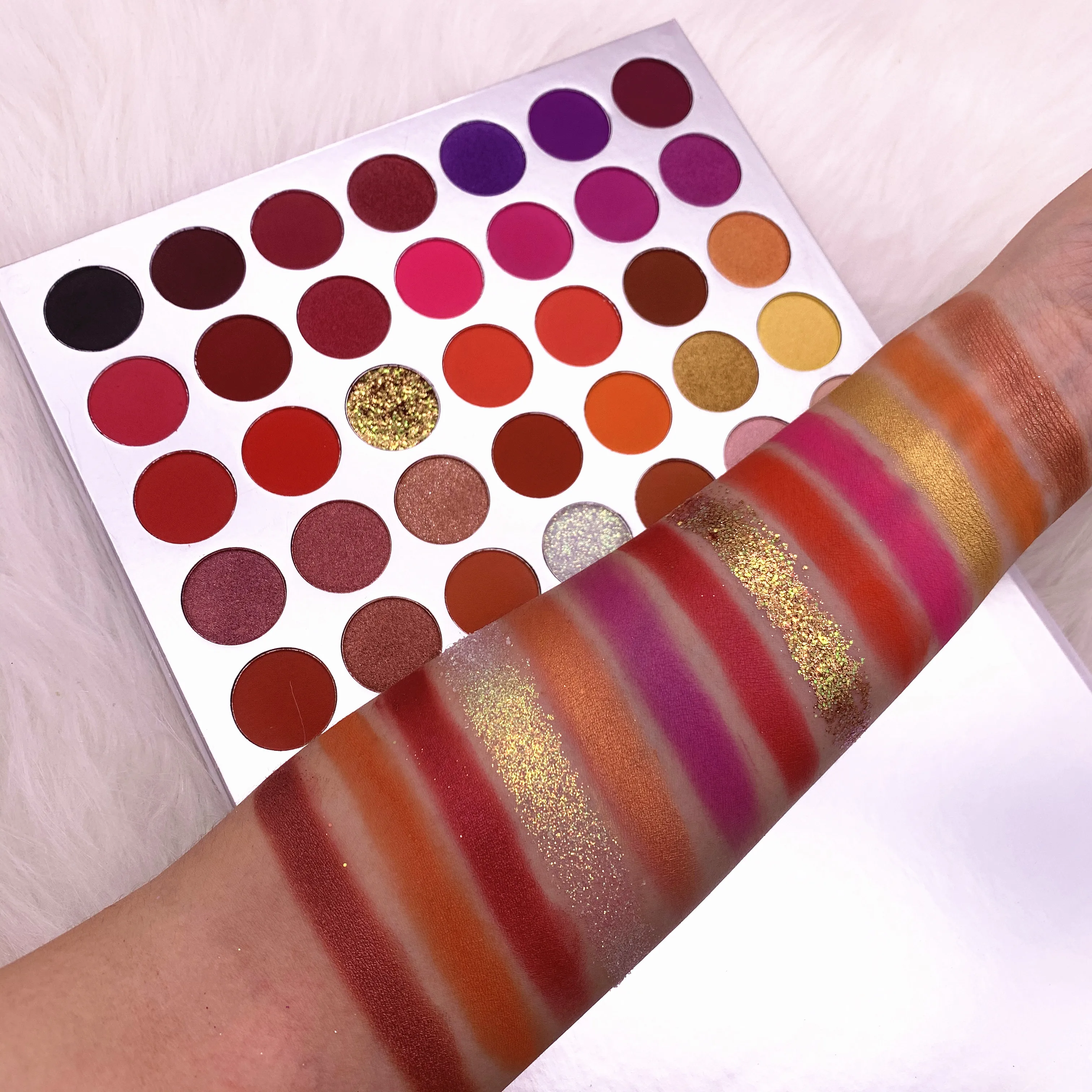 35 color eyeshadow palette vendor custom no label professional eyeshadow palette