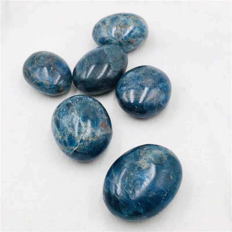 Wholesale  Natural Blue Apatite palm stone healing Crystal Palm Stone For fengshui