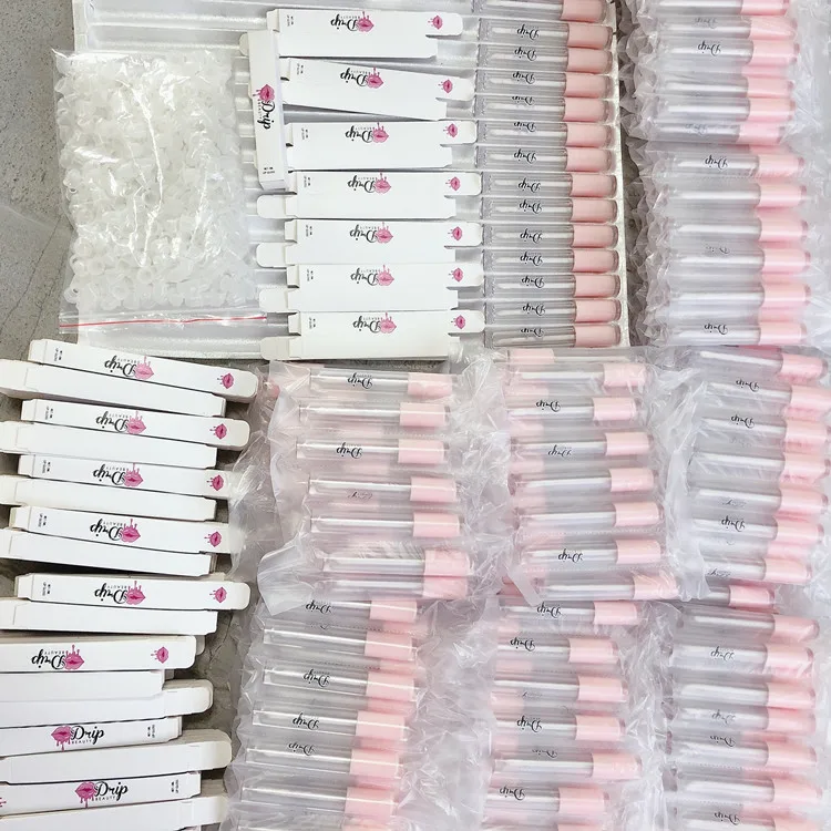 Hot seller 5 ml lip gloss tube container with wand purple lip gloss package