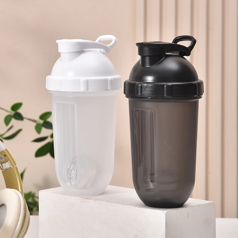 Wholesale gym fitness sports bpa free plastic spice custom logo empty glitter protein shaker bottle With Shake Ball