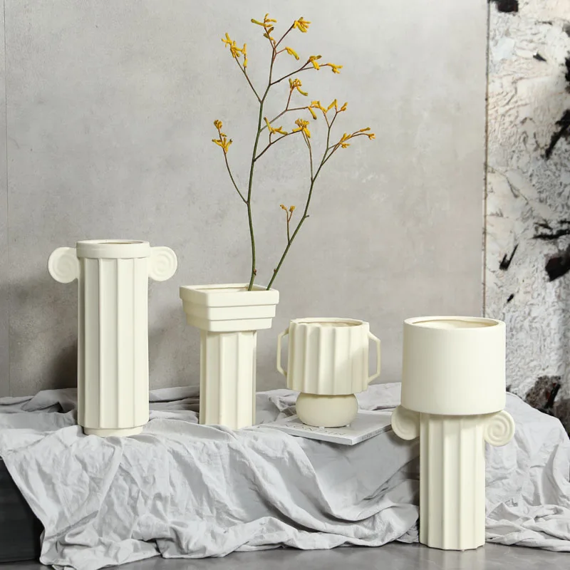 Wholesale Unique nordic style hotel restaurant Home decoration tabletop centerpiece matte frosted ceramic vase set