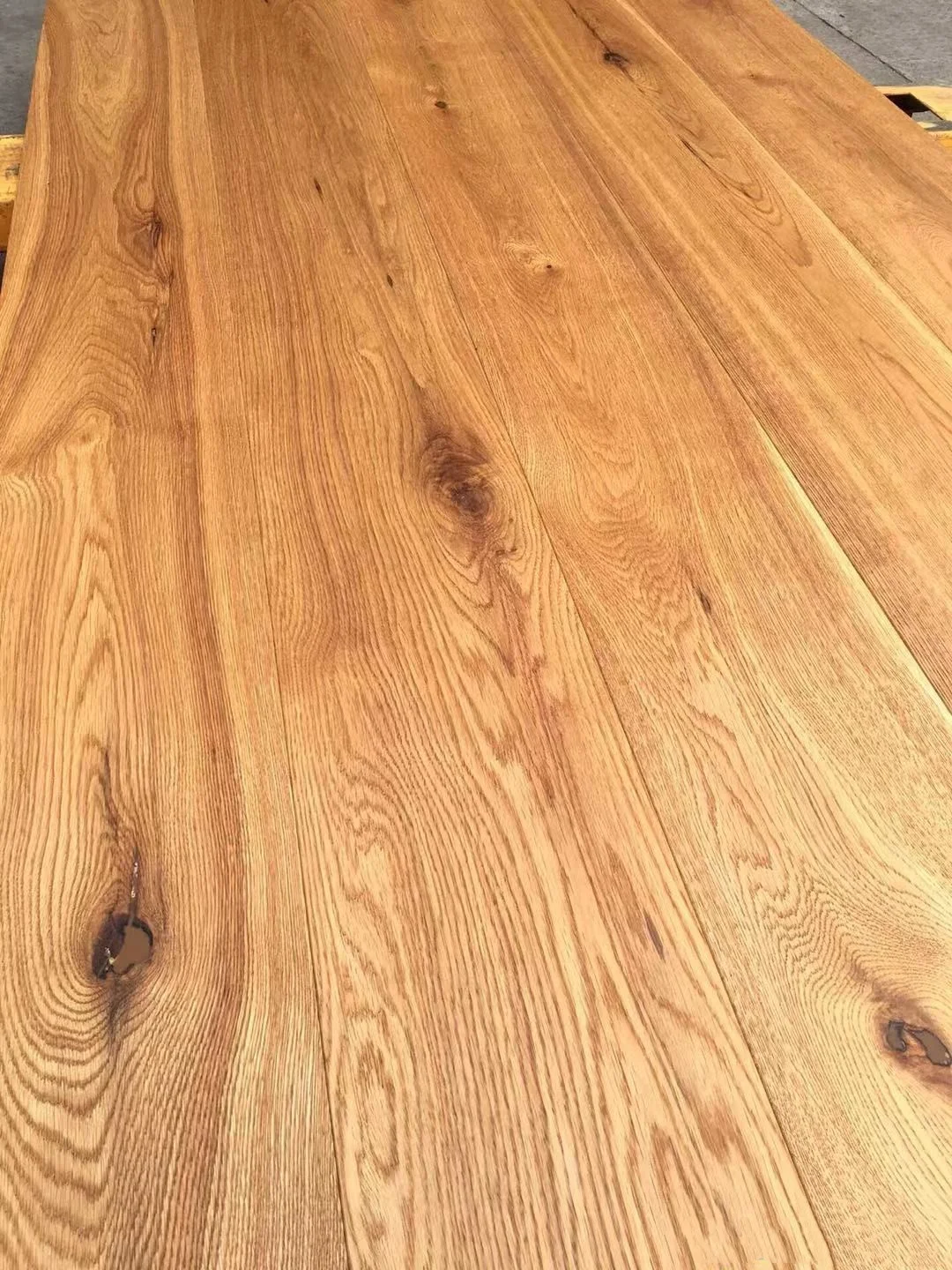 Smoked Oiled oak engineered timber wood flooring