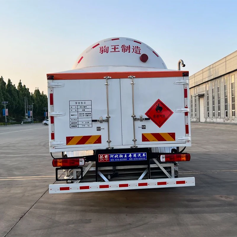 storage Light weight design vehicle Standard lng Tank vehicle Truck manufacturer