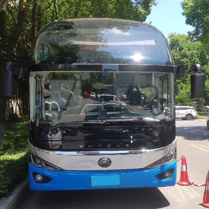 Hot Selling Quality Bus Yutong 50 Seats Diesel Use Bus For Sale With Good Product Quality