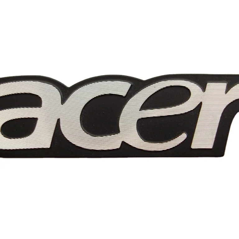 Custom 3D Metal Spinning Pins Letter Badge Logo Soft Enamel Lapel Pin