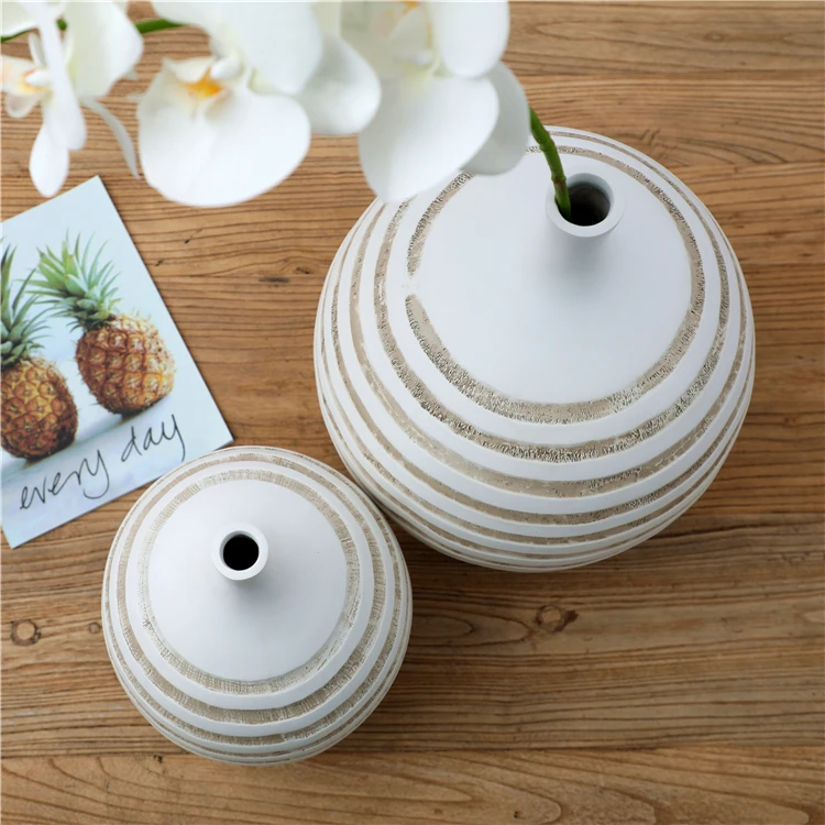 Hot selling european style white resin table flower vase for hotel decoration