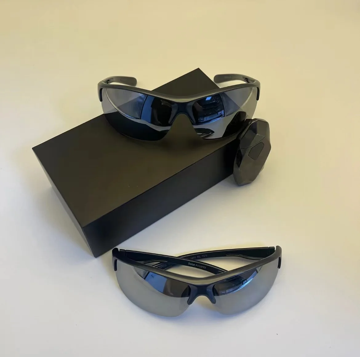 High Quality Goggles for Personal Care and Professional Safety Glasses for Cycling Black PC Personal Protective Equipment CN;GUA