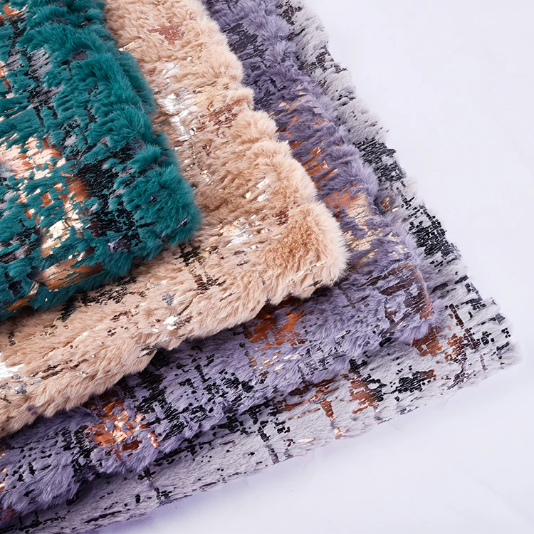 2023 Popular Selling Thick Warm Wrap Knit Luxury Foil Faux Rabbit Fur 100% Polyester Fabric for coat