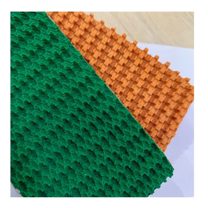 NR  rough surface  top conveyor belt with green grass pattern