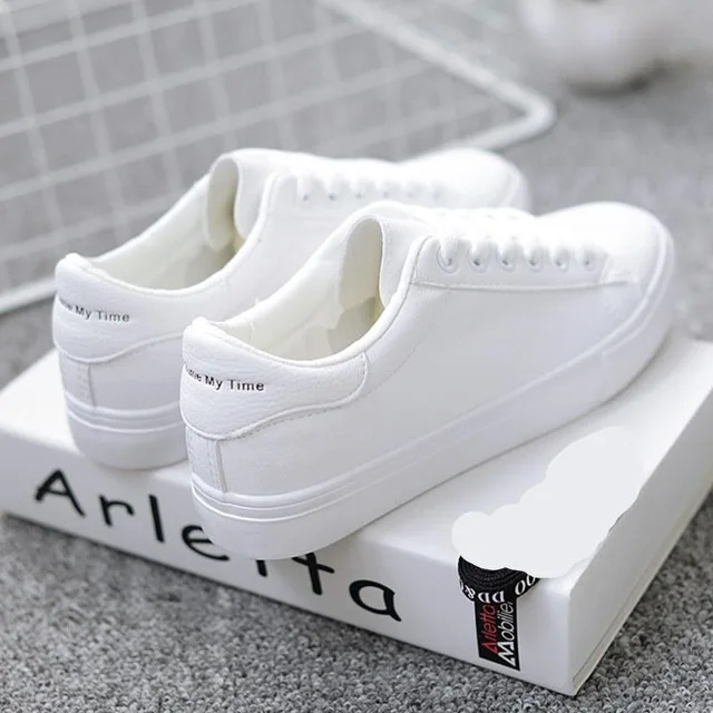 2021 new ladies casual sports white shoes