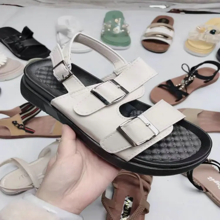 2.95 Dollars GYX001 Ready Stock High Good Quality Girls And Women Dress Shoes With Many Styles