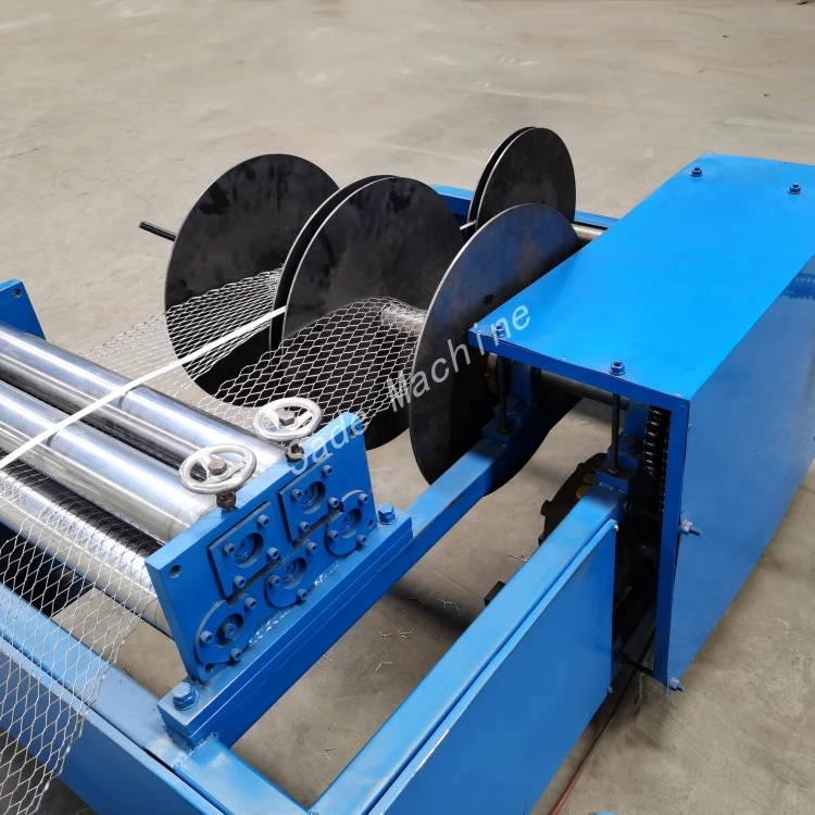 China Automatic High speed expanded Metal brick Mesh Machine newest type with low costs