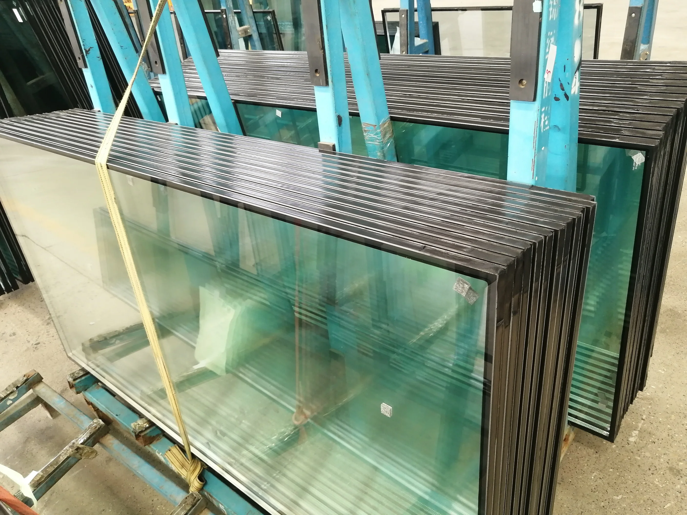 insulated building facade glass greenhouse tempered insulating glass panels double glazing glass for door inserts
