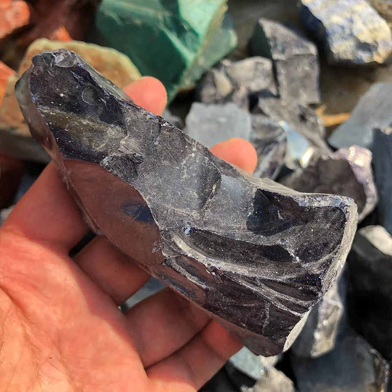 Factory Price Quartz Rawl Blue Gold Sand Rough Tumbled Stones